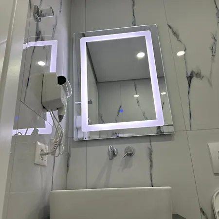 Noa Boutique ホテル クサミル